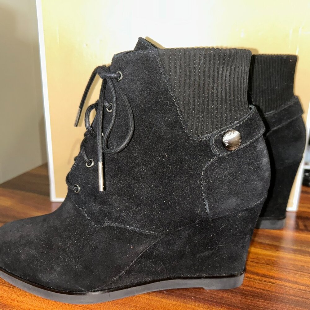 Michael Kors Women's Carrigan Wedge Lace-Up Booties Black Suede Size 9.5 M